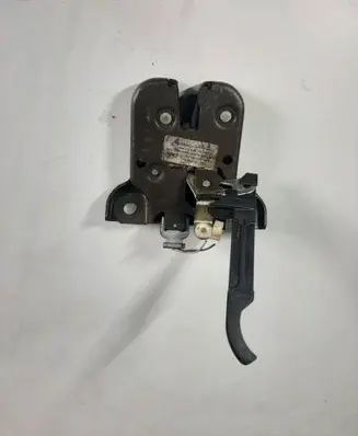 Audi A3 S3 8P Tailgate/trunk/boot lock/catch/latch 8P3827505 8P3827469A
