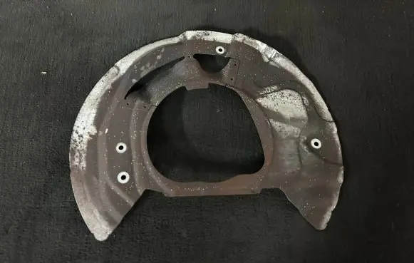 BMW X6 E71 Front brake disc dust cover plate 6789090