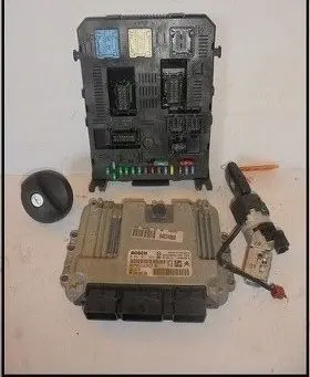Engine ECU kit and lock set