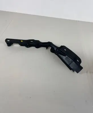 BMW 4 F32 F33 Other engine bay part 15677210 7331241