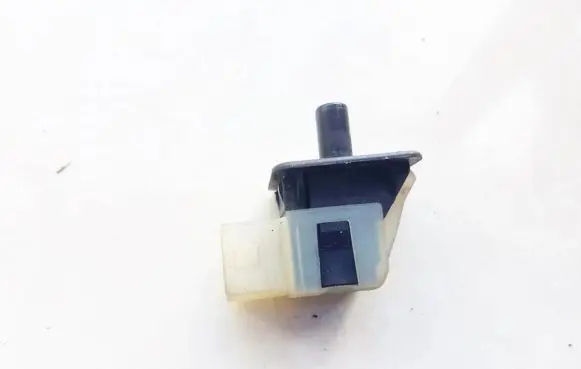 Mercedes-Benz E W210 Front door sensor coupe 2028209410