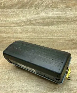 Mercedes-Benz E W211 Passenger airbag A2118601305 30004780C WithPlug