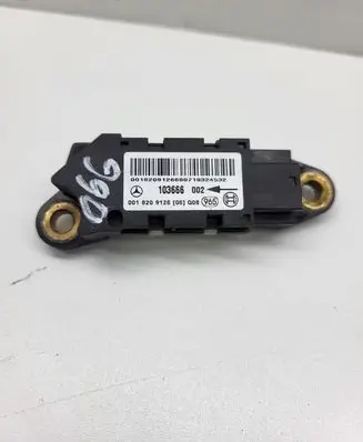 Mercedes-Benz E W211 Airbag deployment crash/impact sensor 0018209126