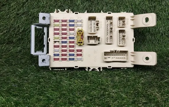 KIA Venga Power management control unit 919501J011
