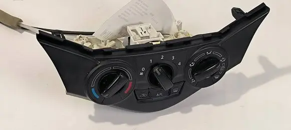 Suzuki Baleno IV Climate control/heater control trim 