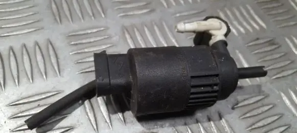 Renault Megane I Windscreen/windshield washer pump 7700821782