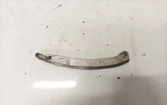 Dodge Durango Slide rail for timing chain 