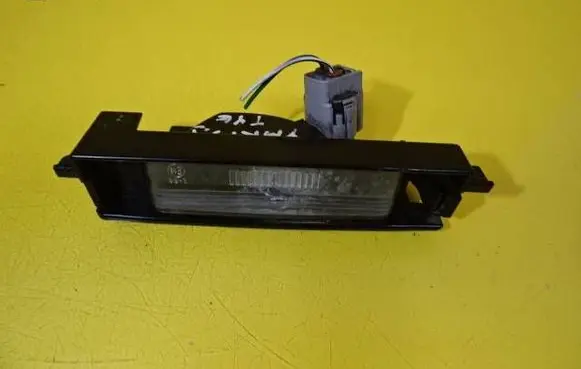 Toyota Yaris Number plate light