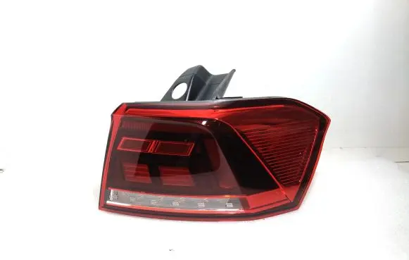 Volkswagen PASSAT B8 Rear/tail lights 3G9945096G LMT318