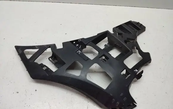 Mercedes-Benz S W222 Front bumper mounting bracket A2228850365 16544