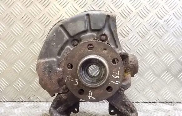 Audi A3 S3 8L Front wheel hub