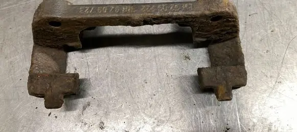 Volvo V70 Front brake caliper 9209722