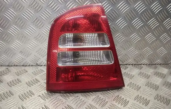 Skoda Octavia Mk1 (1U) Rear/tail lights set 1U6945111
