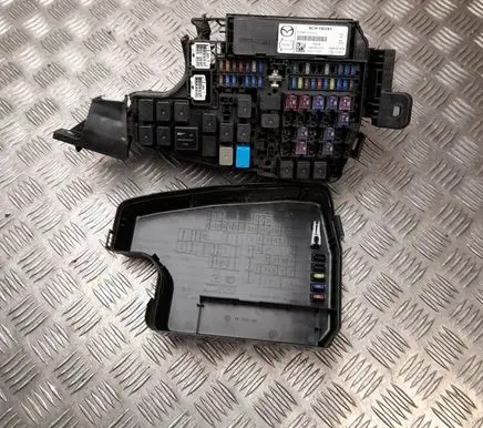Mazda 6 Fuse box set KD4566767