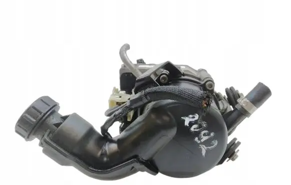Peugeot 508 Power steering pump 9675277380