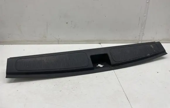 Opel Astra K Trunk/boot sill cover protection 13432054