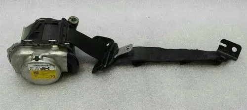 BMW X1 F48 F49 Third row seat belt 7425071