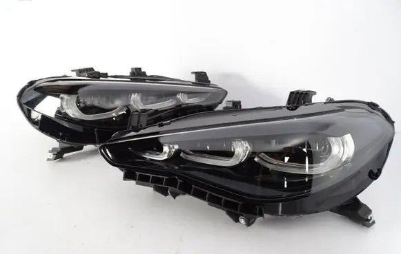 Alfa Romeo Giulia Headlight/headlamp 50567177