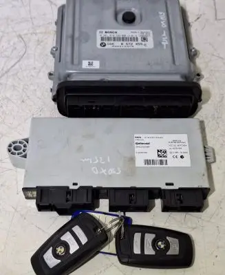 BMW 5 F10 F11 Engine ECU kit and lock set 8572455 030315379 0281019432