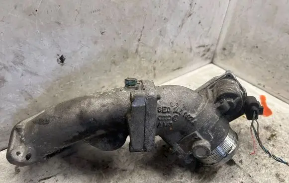 Audi A4 S4 B7 8E 8H Throttle valve 8E0145997A