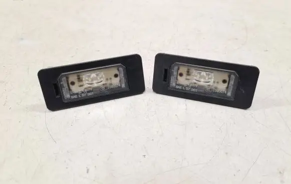 BMW 5 F10 F11 Number plate light 7193293 111721144 63267193293