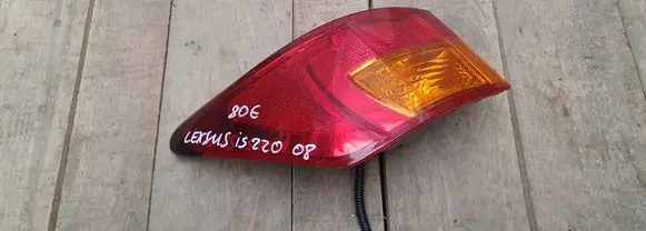 Lexus IS 220D-250-350 Rear/tail lights
