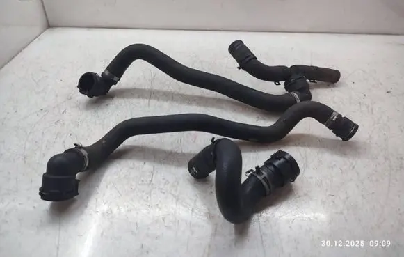 Jaguar XE Engine coolant pipe/hose GX738C424AB