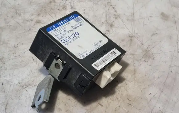 Toyota Previa (XR30, XR40) II Immobilizer control unit/module 8978028040