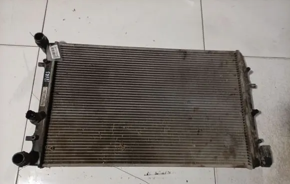 Skoda Roomster (5J) Coolant radiator 6Q0121253R