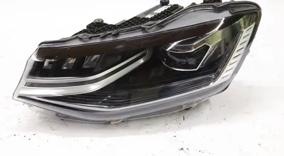 Volkswagen Caddy Headlight/headlamp 2K8941035D