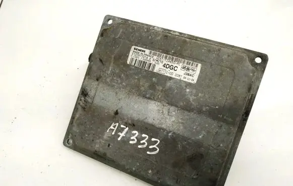Mazda 2 Engine control unit/module 4S6112A650PC 4S61-12A650-PC