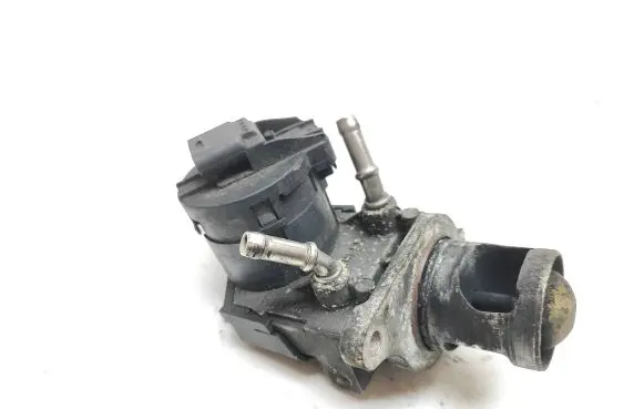 BMW 7 F01 F02 F03 F04 EGR valve cooler 7810871
