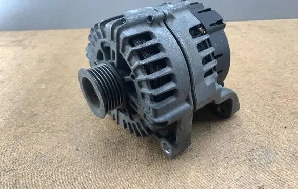 BMW X3 F25 Generator/alternator 8515754 12318515754 8516094
