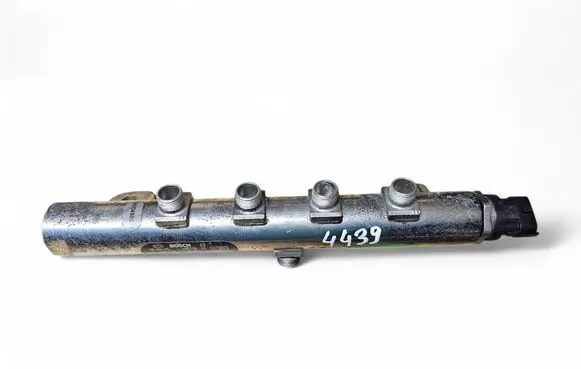 Opel Insignia A Fuel main line pipe 0445214199 55566047