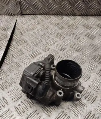 Volkswagen PASSAT B6 Throttle valve 03l128063e