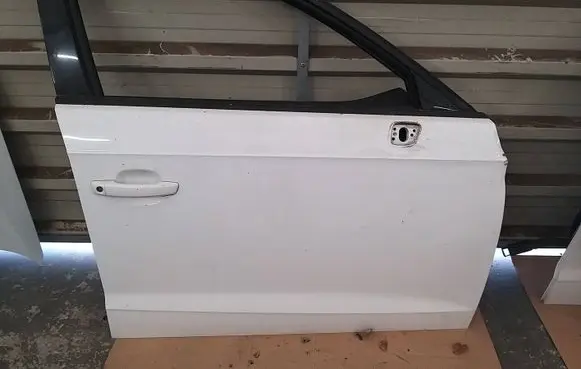 Audi A3 S3 8V Front door LY9C