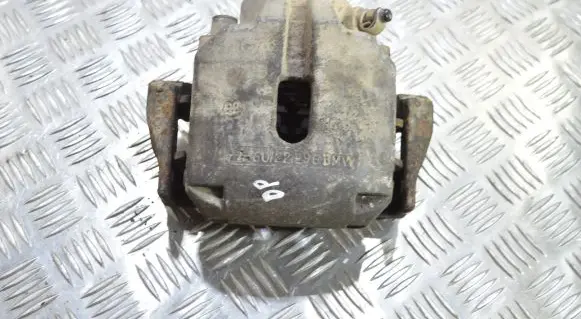 BMW 5 E39 Front brake caliper 6022296 14709652
