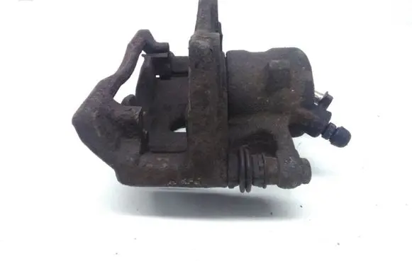 Nissan Note (E11) Front brake caliper
