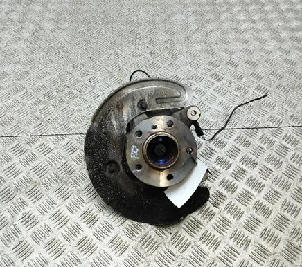 BMW 2 F44 Front wheel hub 6876646 5A61B45