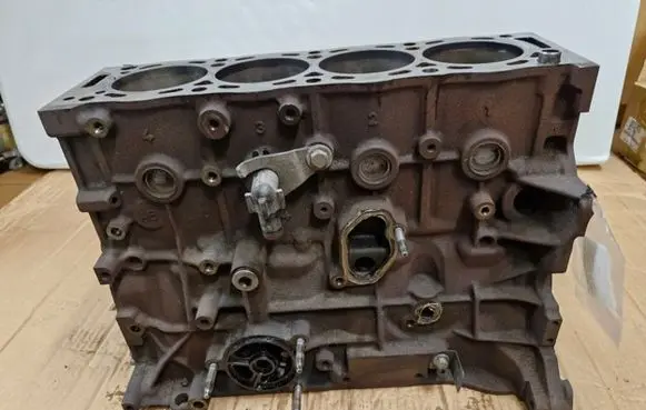 Ford Mondeo MK IV Engine block