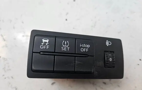 Mazda 6 Other switches/knobs/shifts GJE866170A
