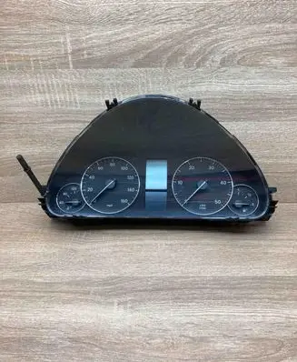 Mercedes-Benz C W203 Speedometer (instrument cluster) A2035405047 110080266