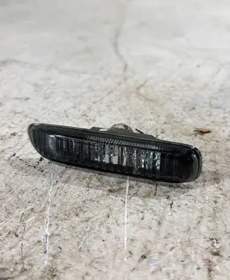 BMW 3 E46 Front fender indicator light 63138370720