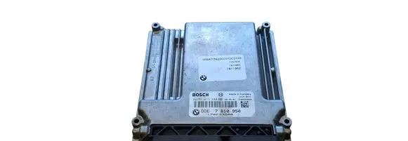 BMW X3 E83 Engine control unit/module 0281015240 7810950