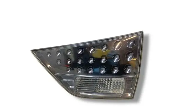 Mitsubishi Outlander Tailgate rear/tail lights