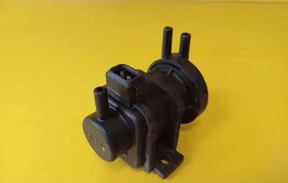 Ford Escort Turbo solenoid valve 95VB9E882AA