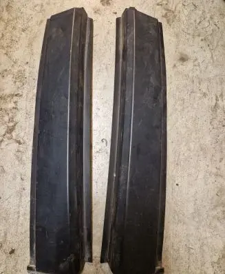 Volkswagen Golf I (B) pillar trim (top) 155853351B 155853351A
