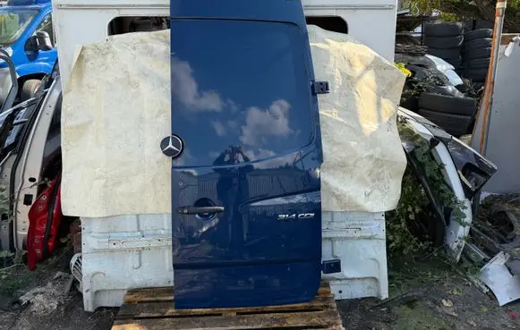 Mercedes-Benz Sprinter W906 Back/rear loading door a906
