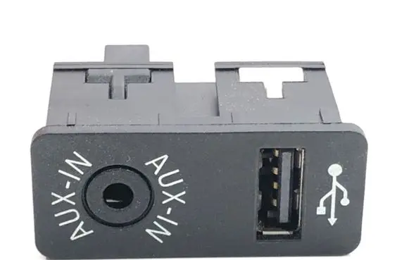BMW 3 F30 F35 F31 USB socket connector 9229246