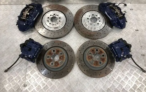 Maserati Levante Brake discs and calipers set 